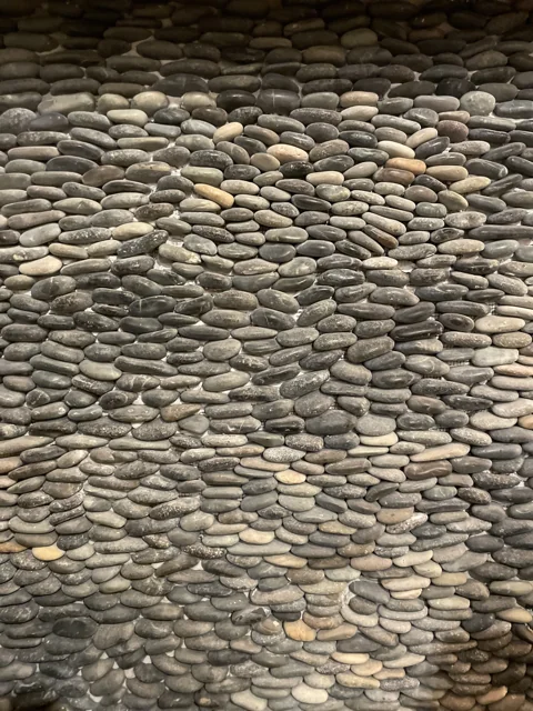 Detalles de piedra del restaurante